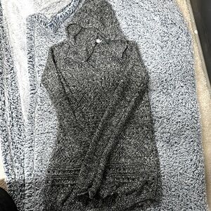 Cloud chase hoodie long sweater xs